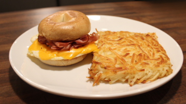 Breakfast Bagel Sandwich with Hashbrowns