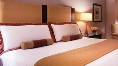 Accessible guest hotel room